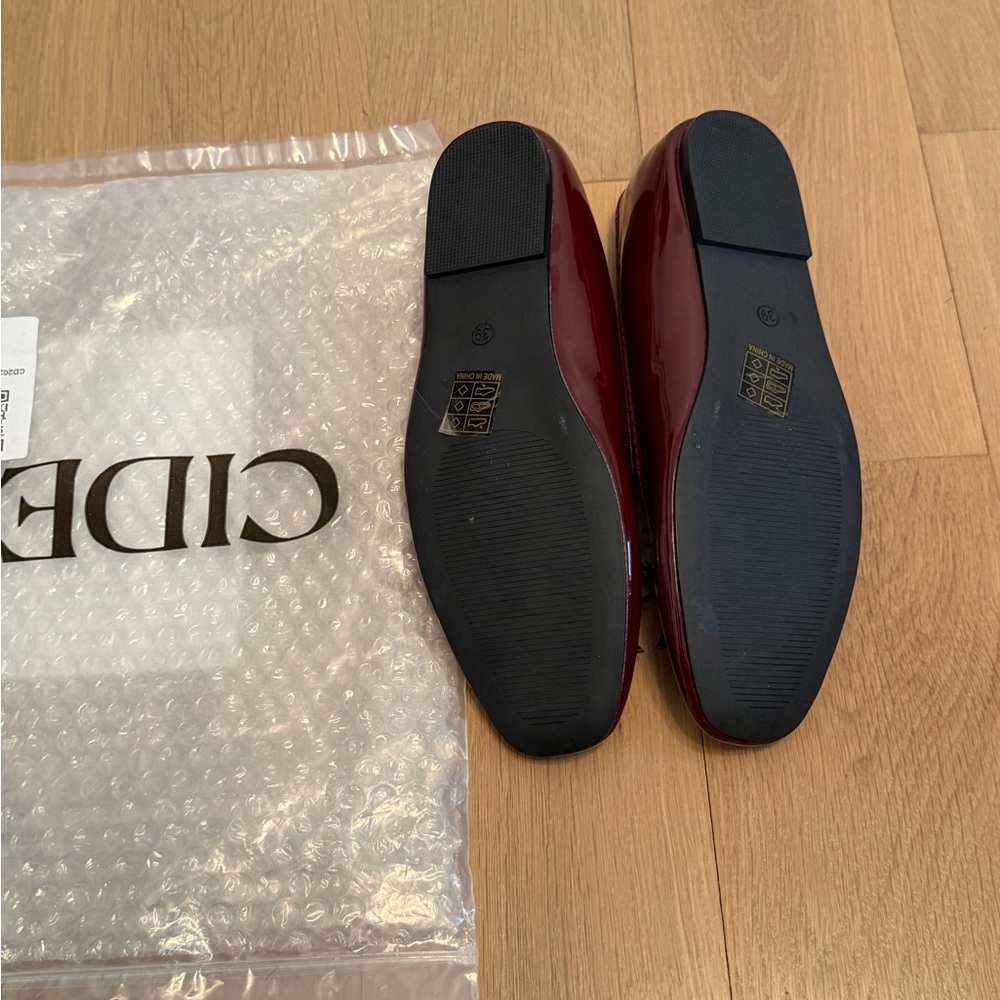 CIDER Burgundy Patent Ballet Flats – BRAND NEW - Picture 5 of 5